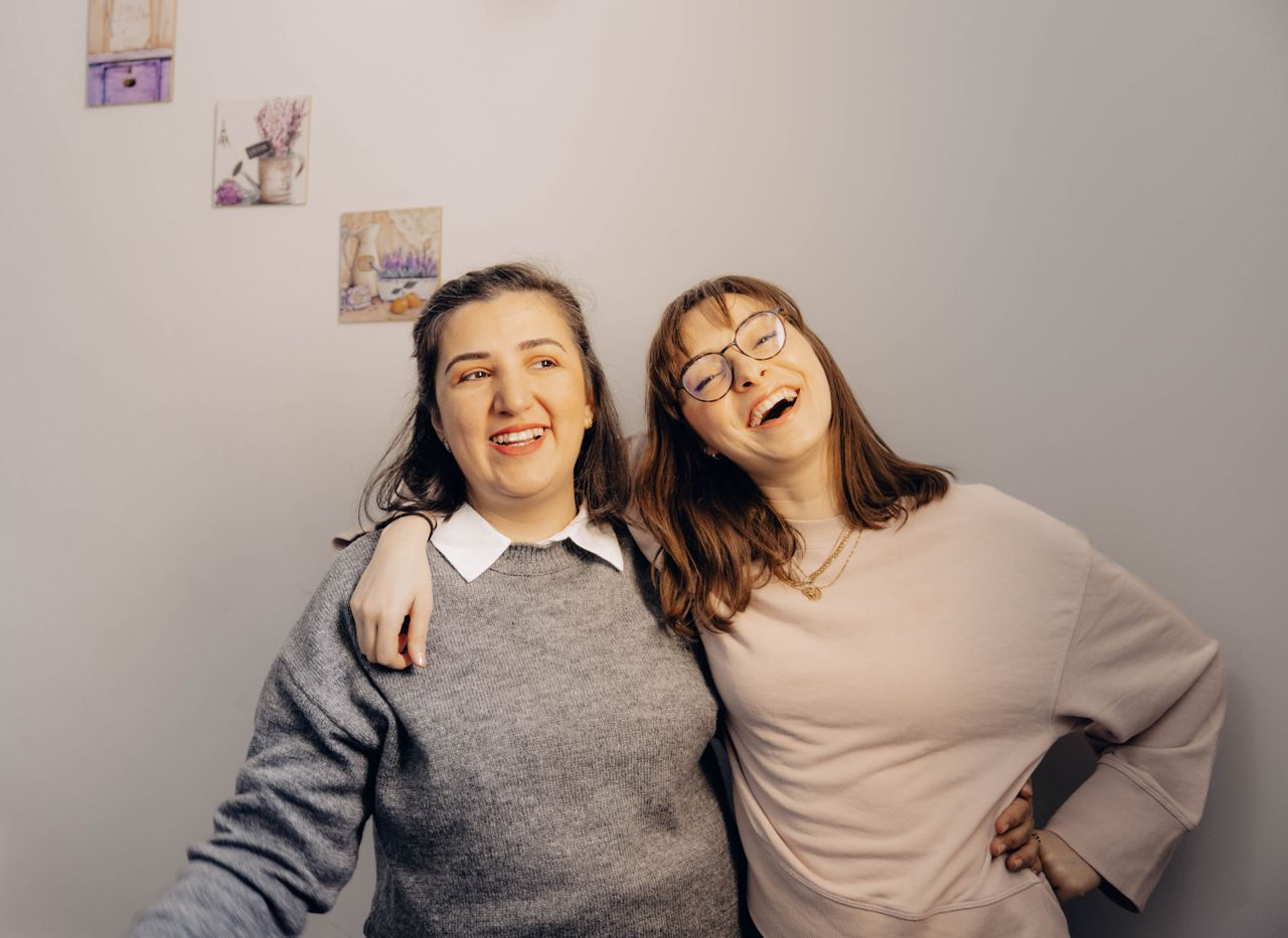 Two friends together; dealing with discouraging friends